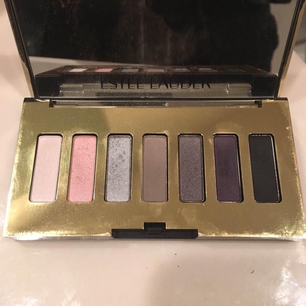 Estée Lauder eyeshadow pallet 👁